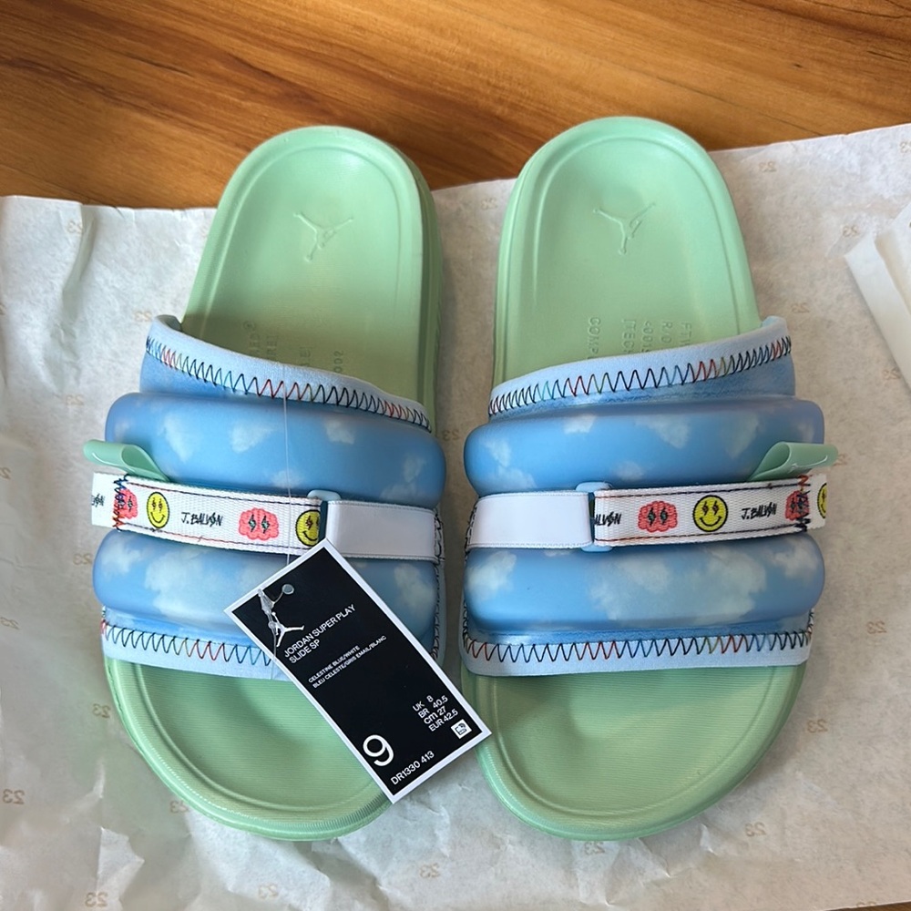 Jordan J Balvin super play slide sp